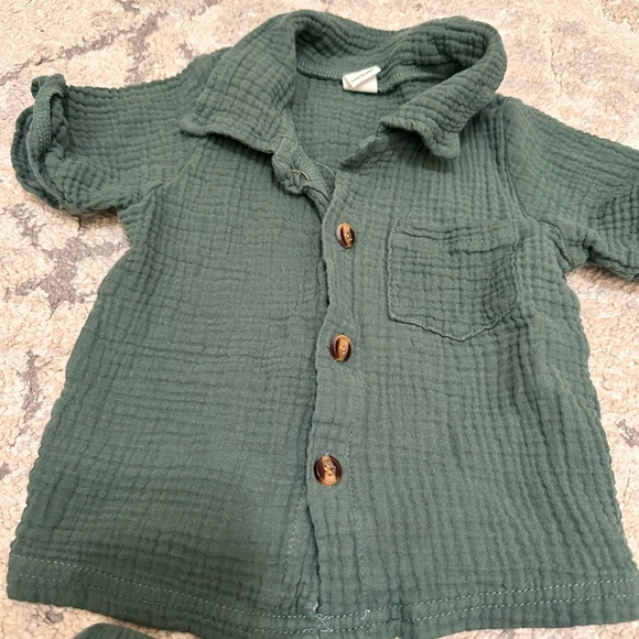 Baby boy clothes bundle 🦖 - Picture 4 of 5